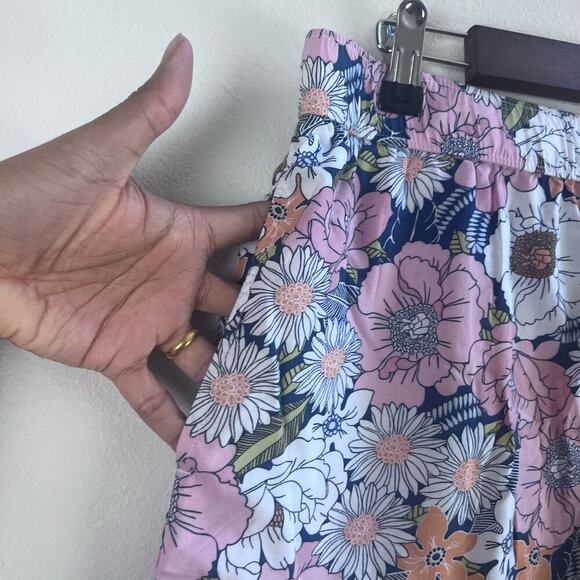 VANS Two Piece Floral Printed PJ Set Top M and Shorts L Pink Women's Preppy - Picture 9 of 12